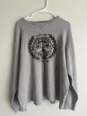 Ecko Unlimited Gray Crewneck Sweatshirt with Black Crest Graphic